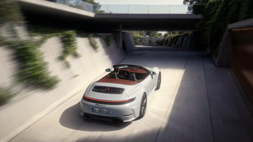 2025 پورشه 911 کررا S